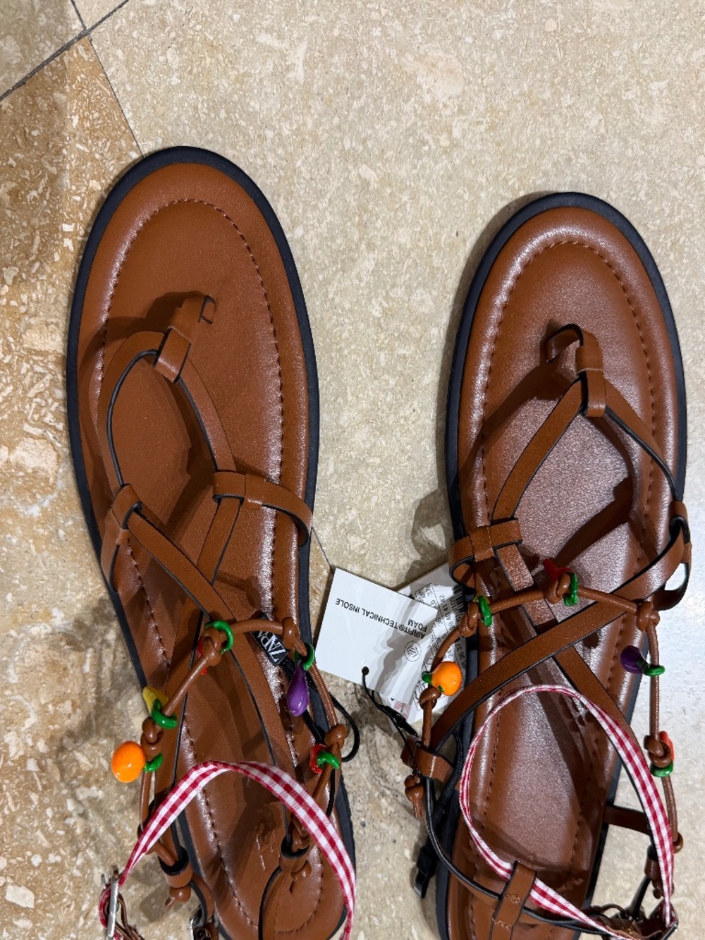 sandals - Picture 3 of 4